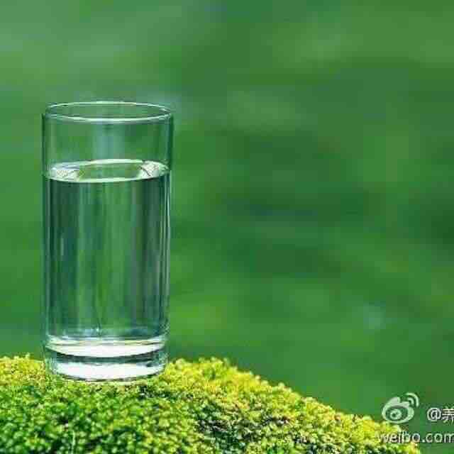 溪水流畅