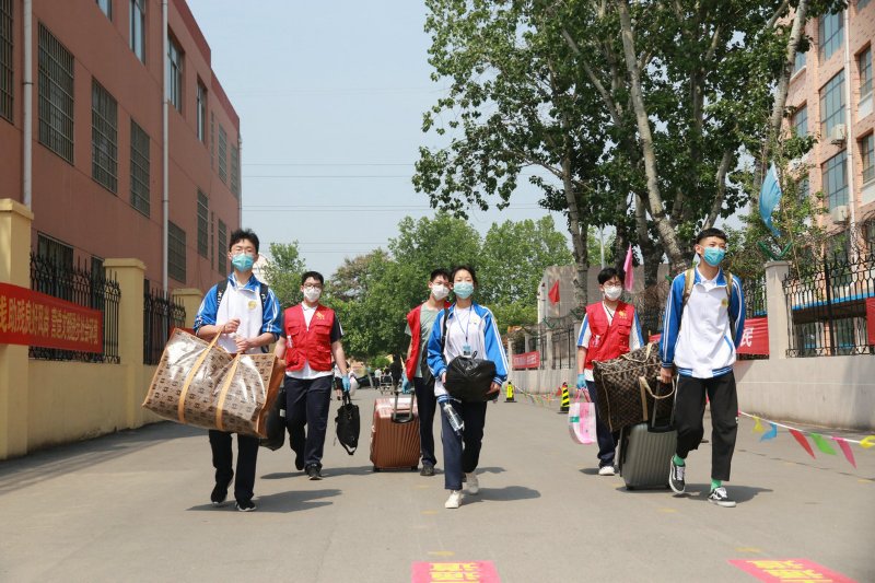 高密五中:高一高二顺利返校复学啦