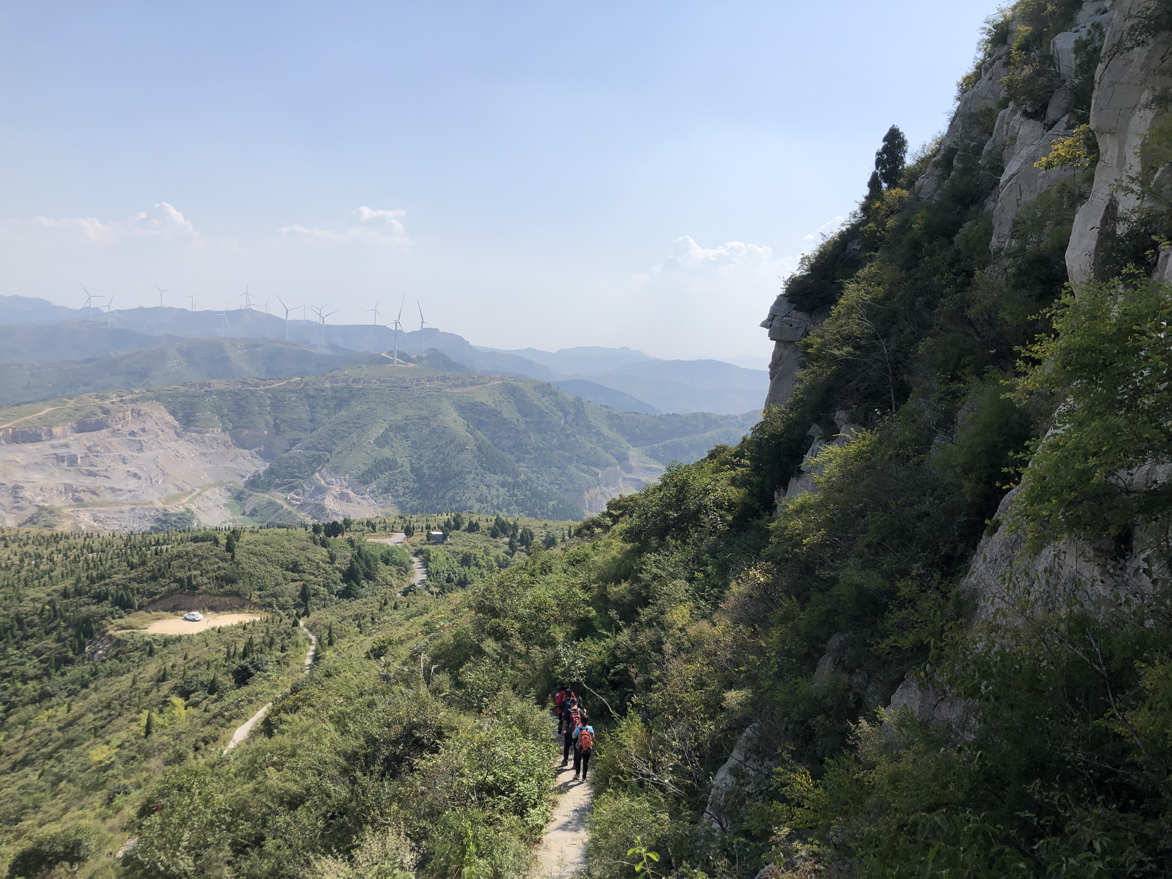 济南胡山,当地老百姓说它是一座很有灵气的山