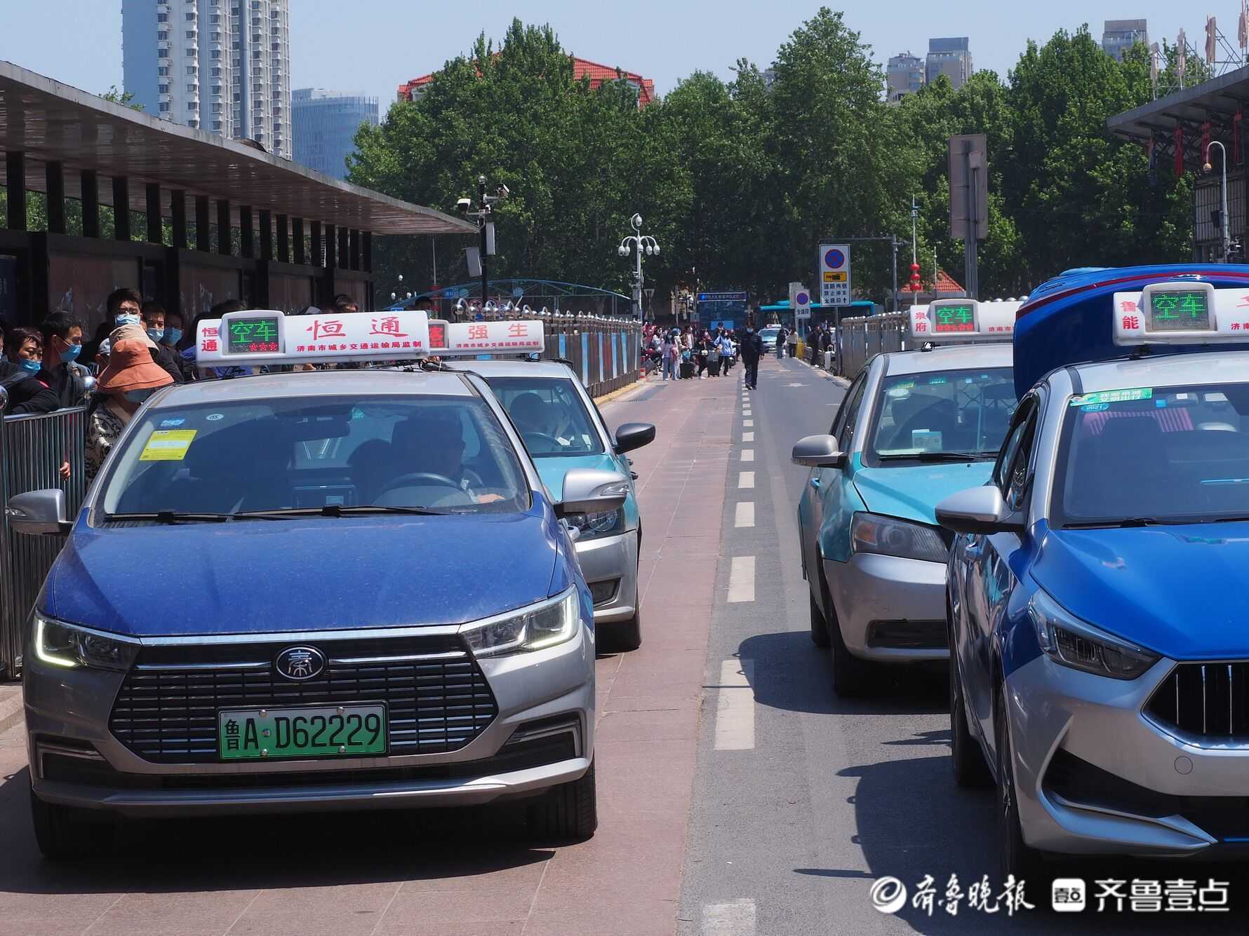济南铁路客运量新高济南火车站出租车成了紧俏品