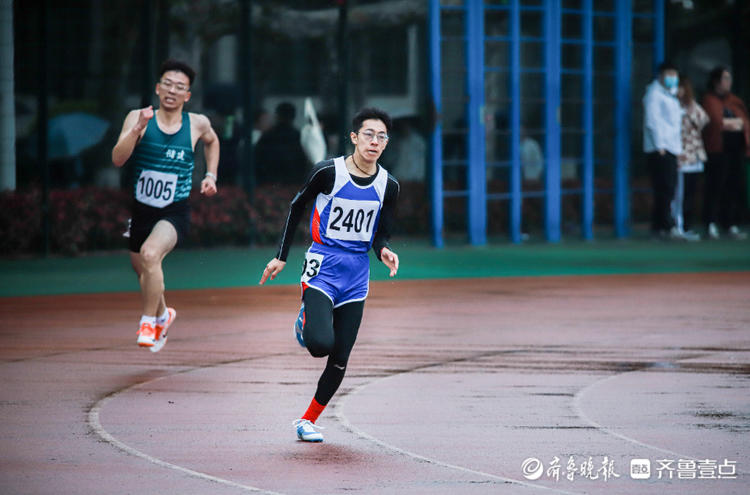 129项比赛展现青春朝气中国石油大学华东举行田径运动会