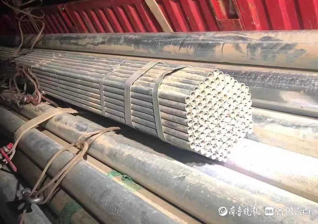 发现工地用于项目建设的大批钢材丢失,于是赶紧报警