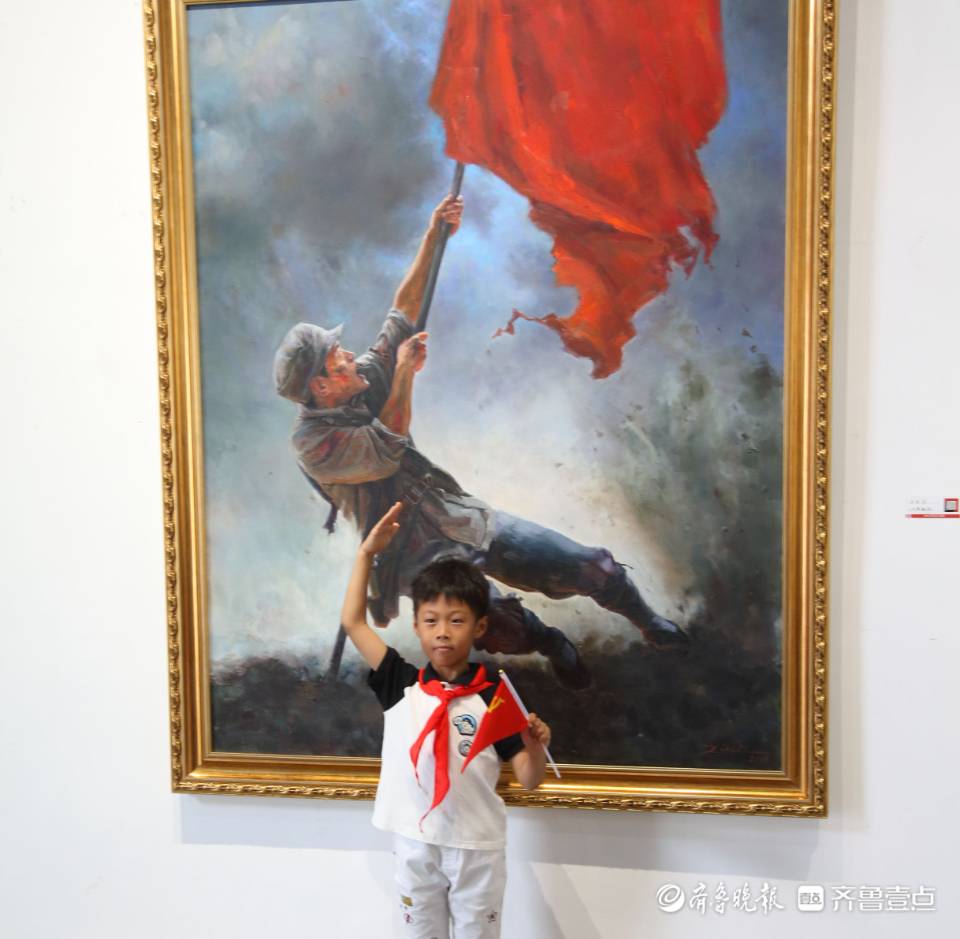 弘扬社会的正能量,艺术家们也要为实现中华民族伟大复兴的中国梦贡献
