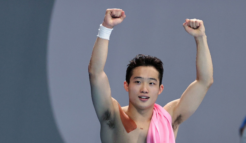 组图:2020东京奥运会跳水男子3米板决赛谢思埸vs王宗源