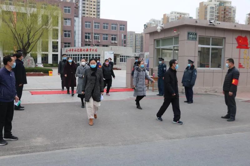 广州路中学     