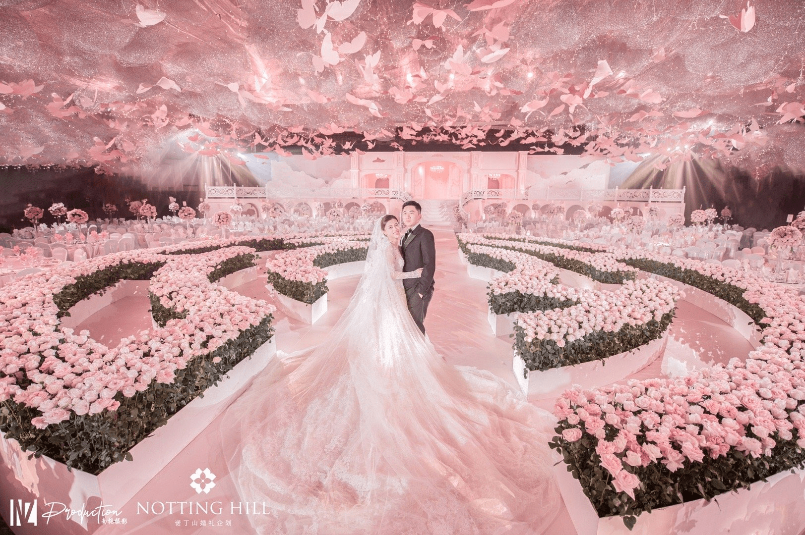 在2020年1月,一家疑似承办了王焜恒和丁斯晴婚礼的婚礼策划公司官方