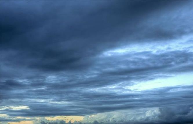 预计今日最高温度:15℃,最低温度:7℃;天气情况:阴转多云,南风微风