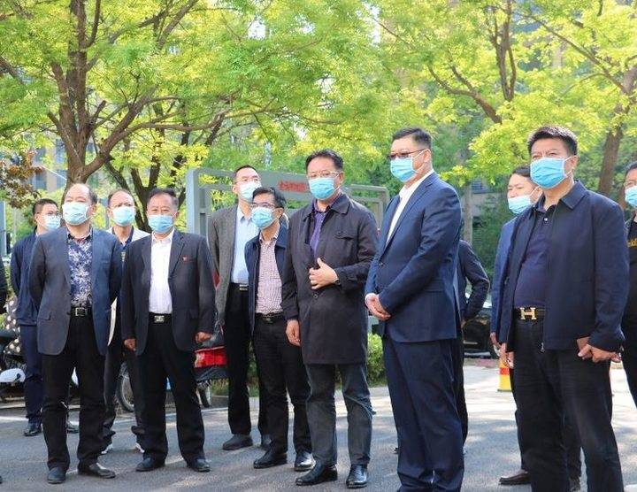 广西省梧州市龙圩区考察团一行到全运村社区参观考察