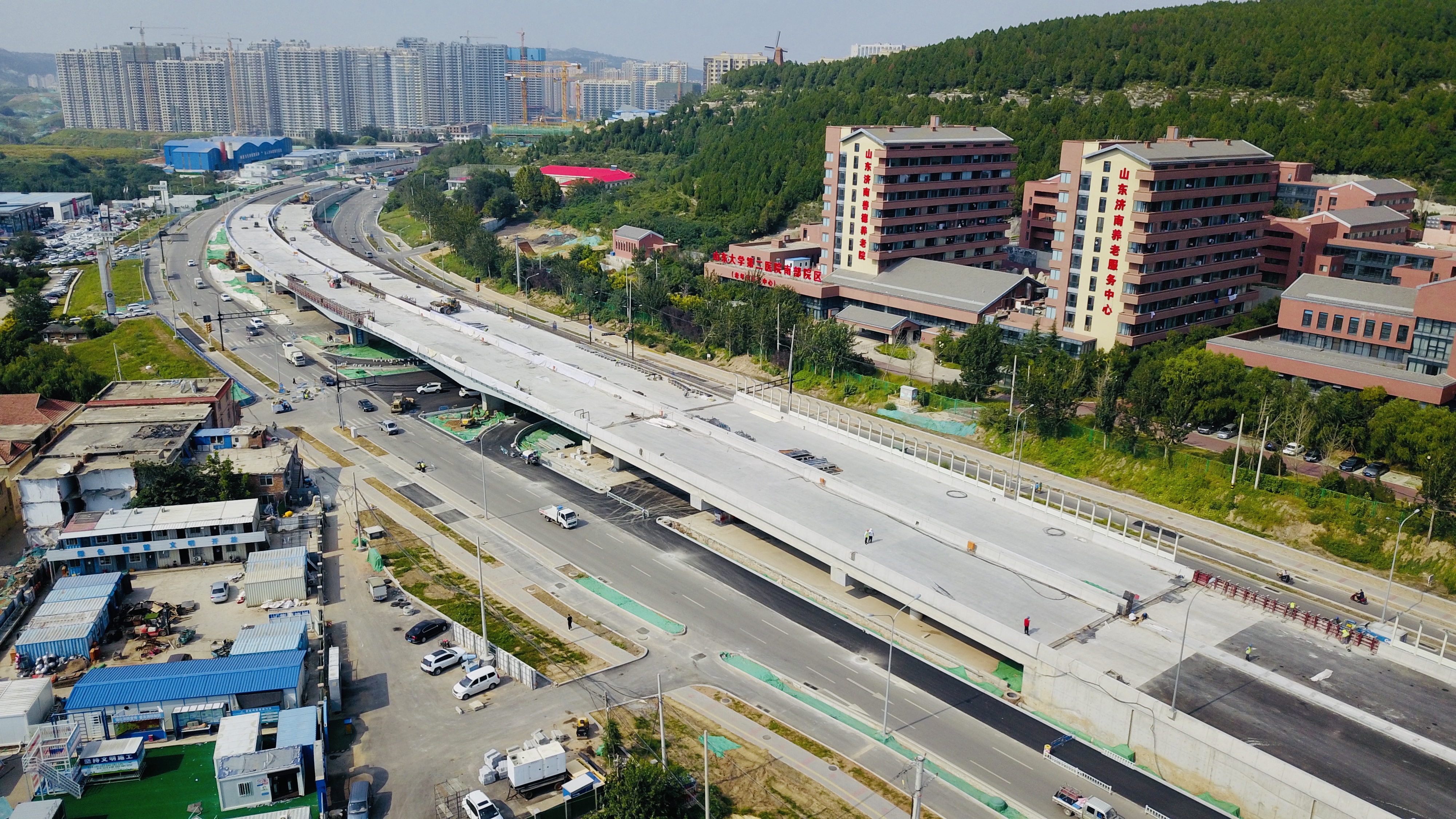 济南最短高架桥已成型顺河高架南延跨线桥浇筑完毕