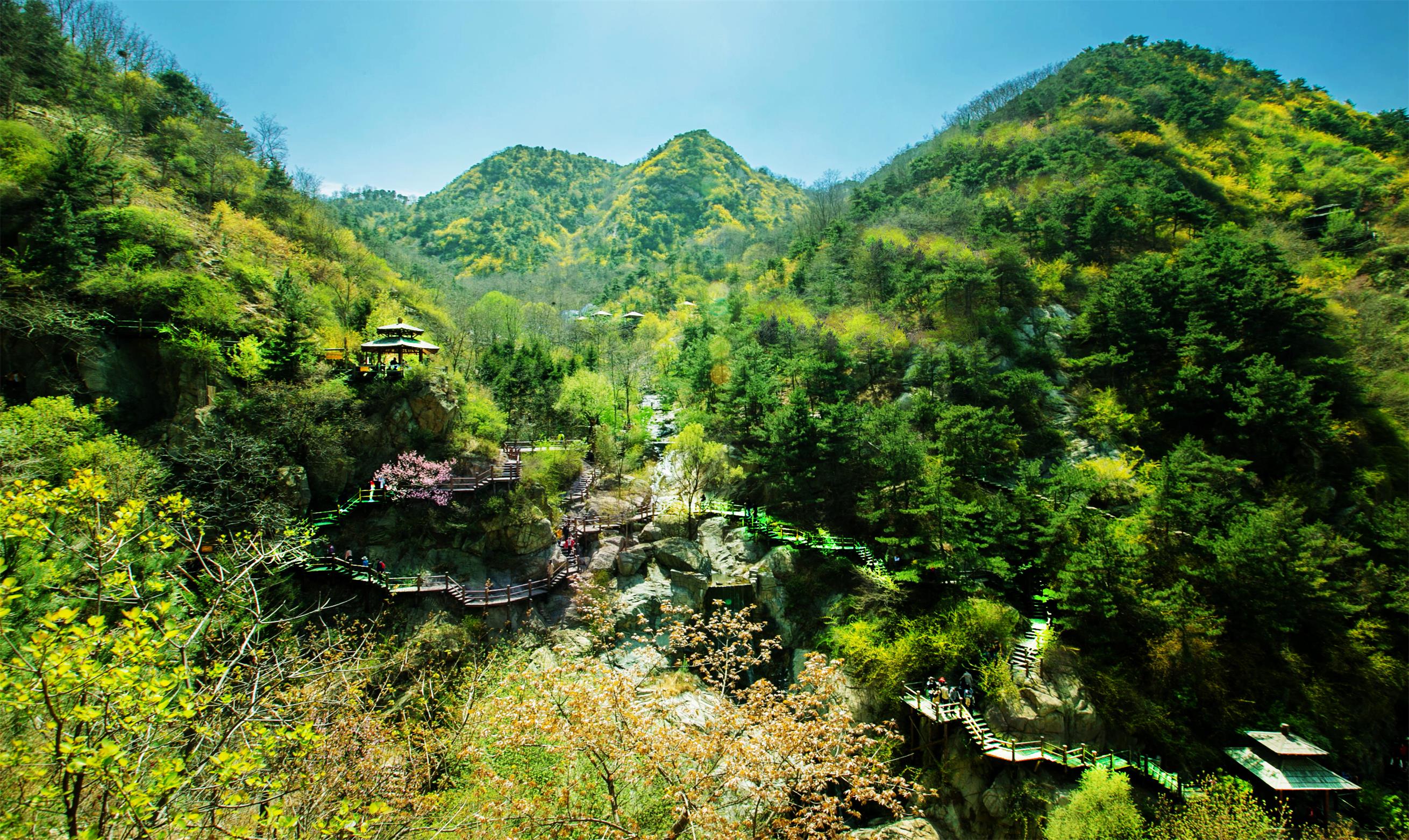 证件(及医护人员资格证等相关)即可免票进入九如山景区游览