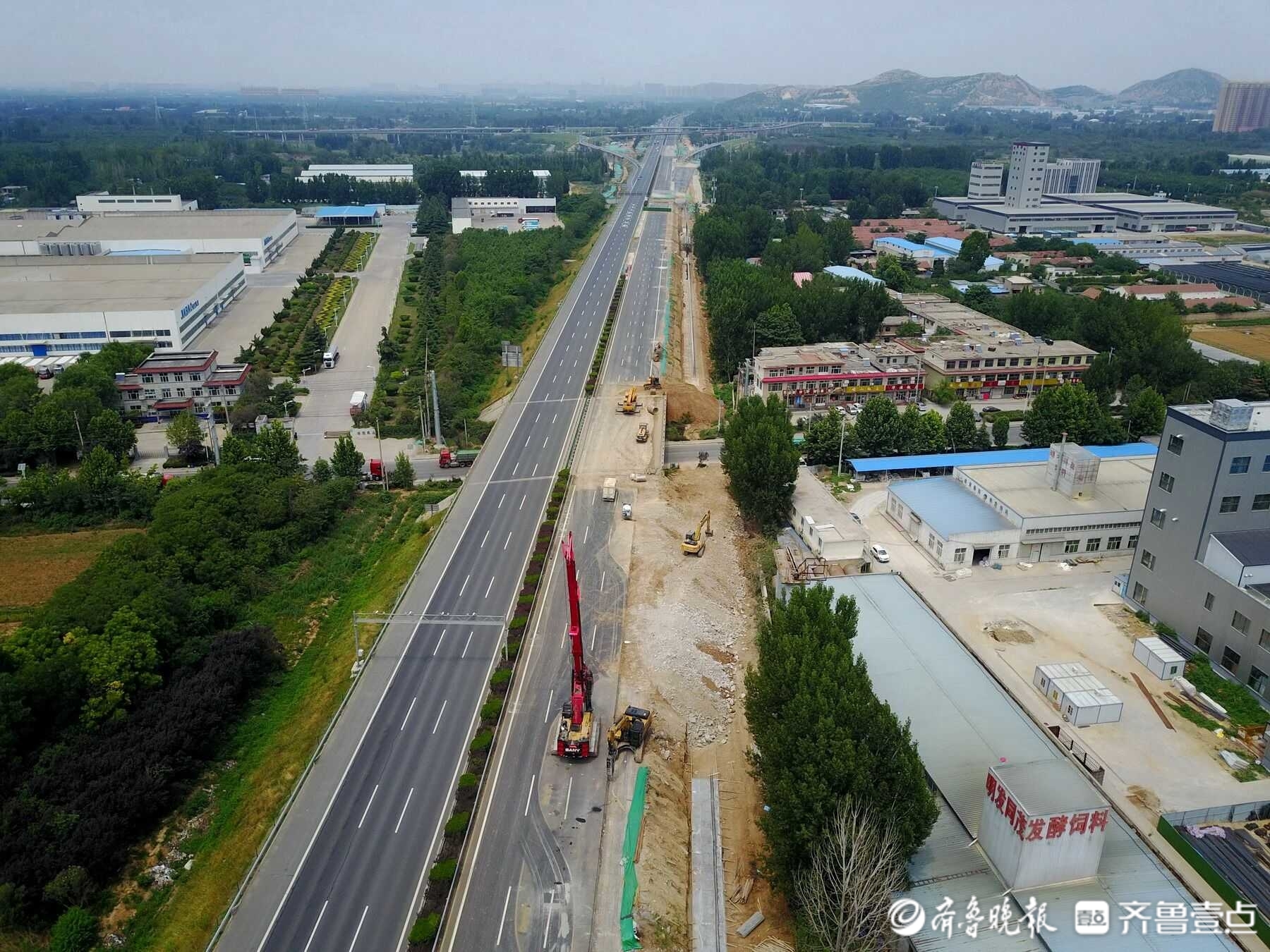 京台高速济南至泰安段改扩建工程,起于京台高速与济广高速交叉的