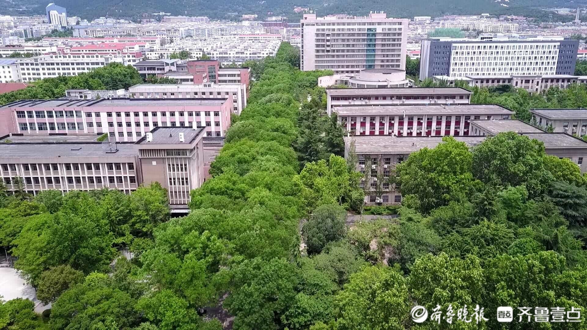 航拍泰山脚下的山东农业大学校园古朴与现代相融