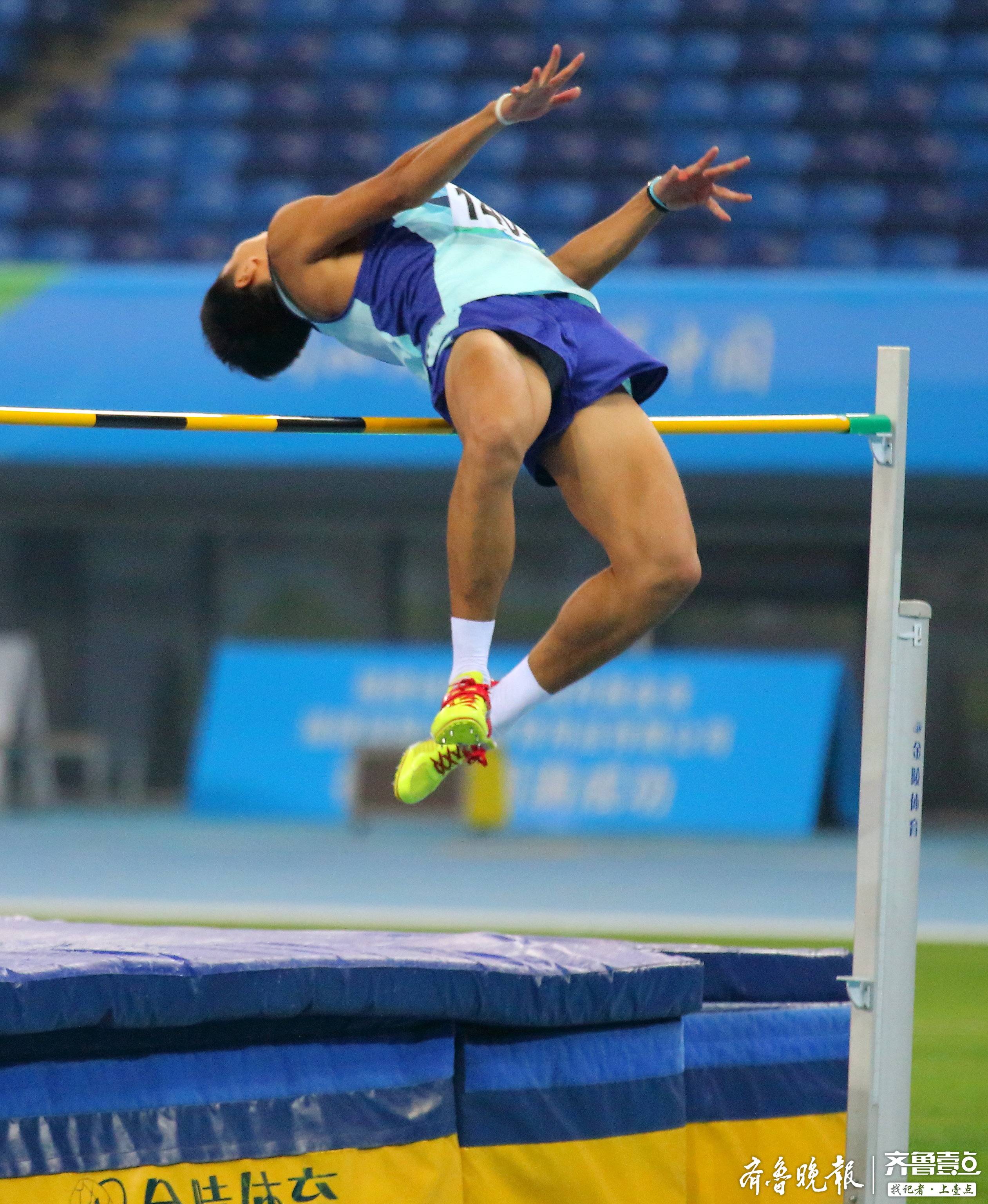 跳高运动员黄千山第一次参加全国残运会跳出个全国冠军