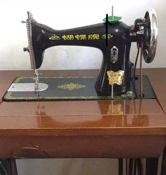 与共和国共成长|小时候的蝴蝶牌缝纫机,是我家最大最老的老物件