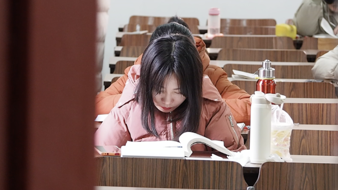 果然视频考研生最后的拼搏你们埋头读书的样子真美