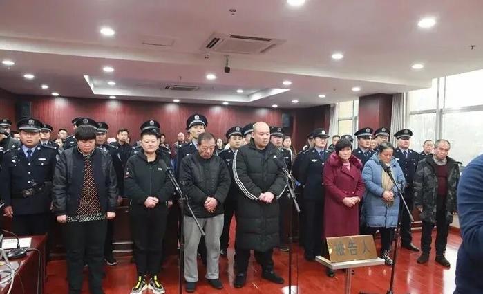 台儿庄法院对一起黑社会性质组织做出一审判决