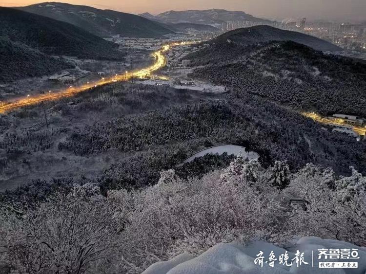 瑞雪降泉城，雪后初晴，看千佛山晨光