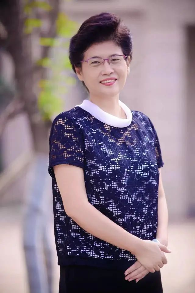 济南市南上山街小学校长 王红林