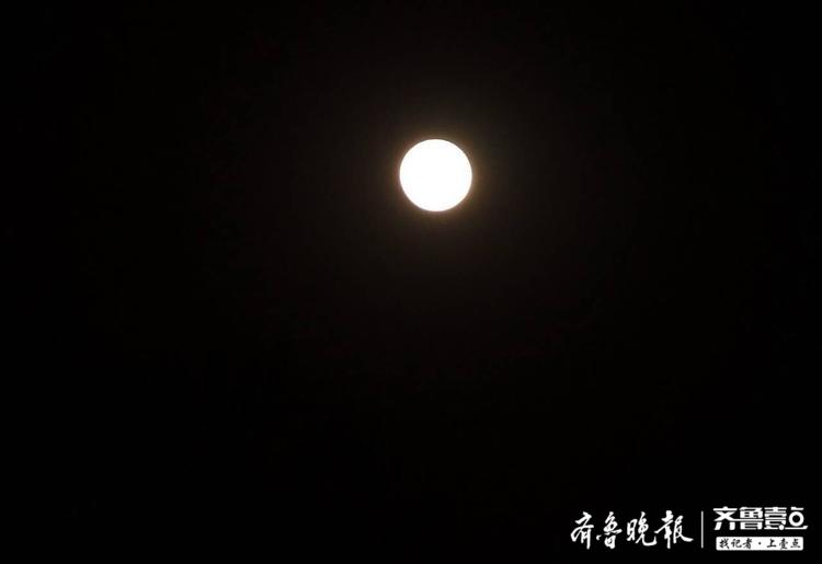 4月8日晚，离济南最近的超级月亮是这个颜色