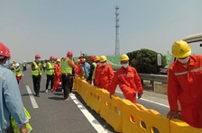 山东南北交通主动脉——京台高速改扩建项目完成首次集中施工转序