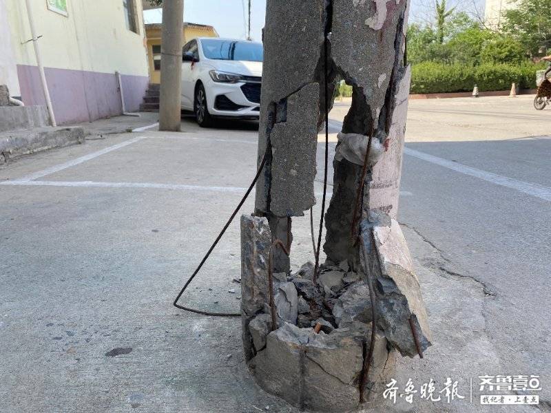 真悬!泰安这路段4根电线杆断裂,仅靠几根电线支撑