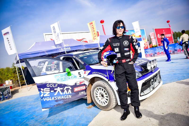 专访赵大能45天涨粉660万玩家大能的双面生活