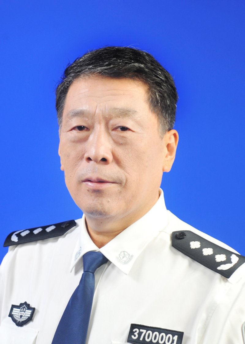 凝心聚力攻坚克难奋力擦亮法治山东金招牌