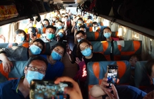 齐鲁早报|向海出发，焕然壹心！齐鲁壹点年中粉丝节拉开大幕