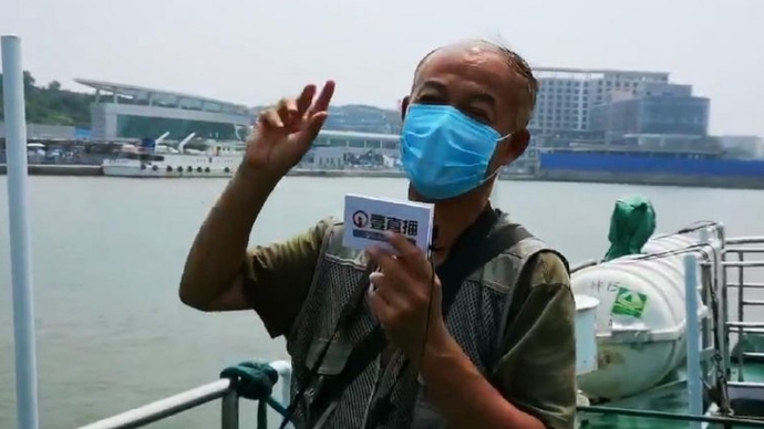 年中粉丝节|拍鸟达人钟福生，聊到万鸟岛兴奋不已