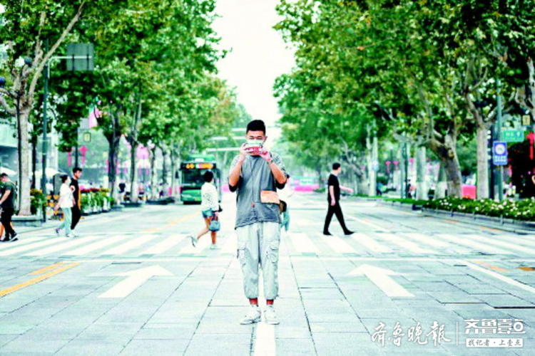 齐鲁晚报·齐鲁壹点|步行“高品质”还需几步走？泉城路炼成全国知名品牌尚需补齐短板