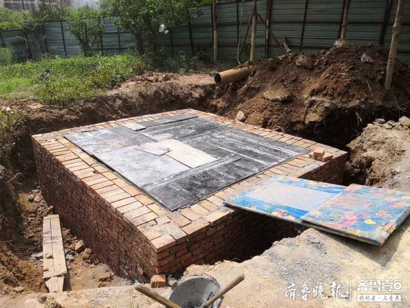 齐鲁晚报·齐鲁壹点|一拖就是五年！济南一小区“直饮水入户”咋成了进车库？
