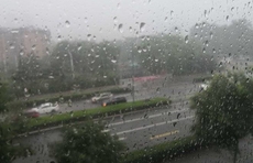 情报站|说好的雨来了！济南黑云压城白昼如夜，一场大雨倾盆袭来