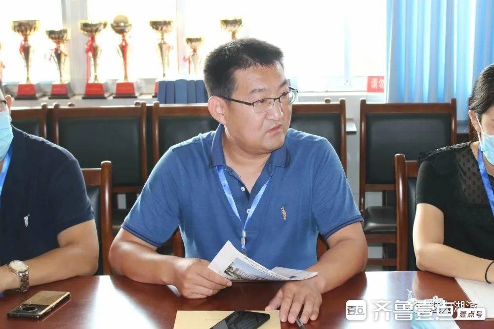 湖滨镇组织博兴县人大代表深入柳桥中学检查督导开学准备工作