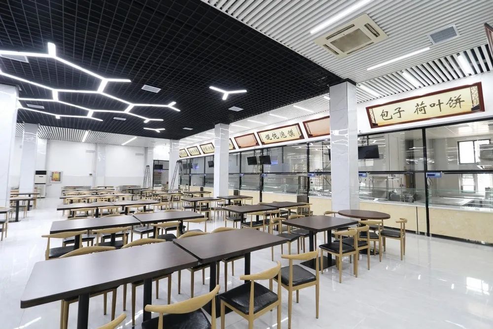 从"珍馐堂"到"三味书屋":新学期,德州学院食堂换新颜