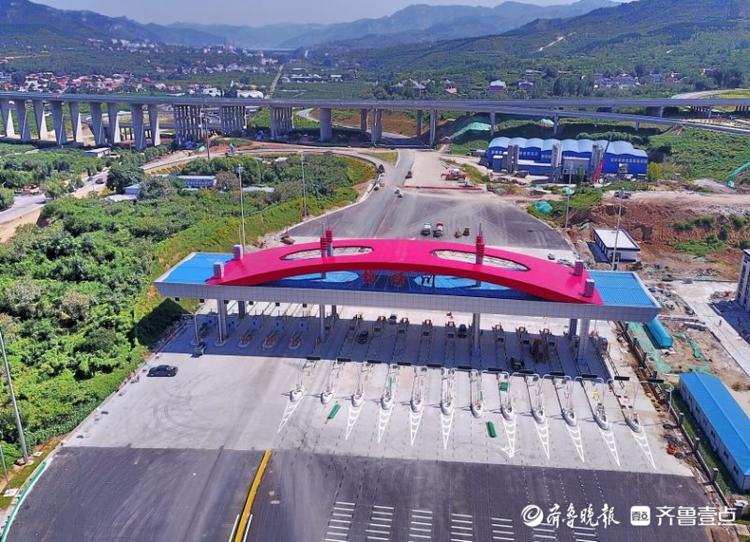 在建济泰高速济南段雄伟壮丽，工程已近尾声