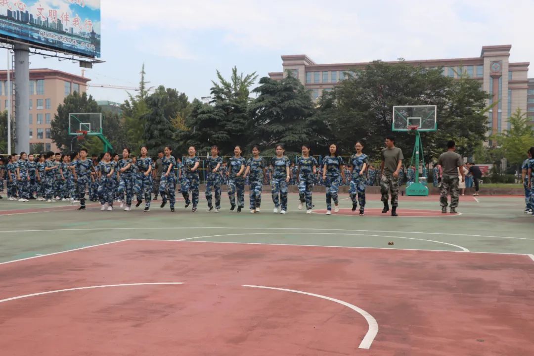 别样成长莒县第三中学2020级新生军训纪实
