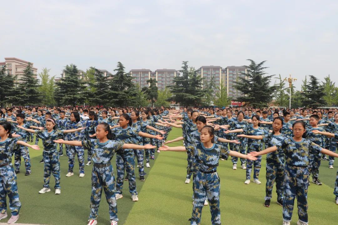 别样成长莒县第三中学2020级新生军训纪实