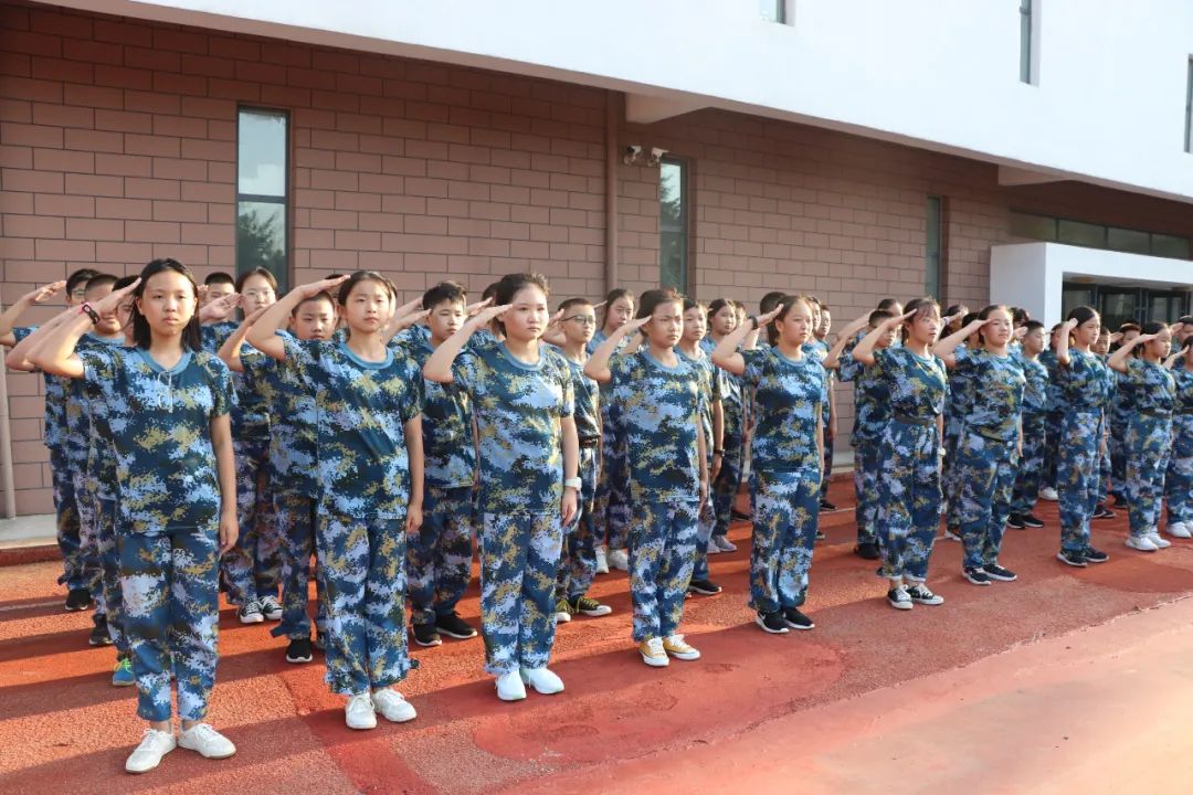 别样成长莒县第三中学2020级新生军训纪实