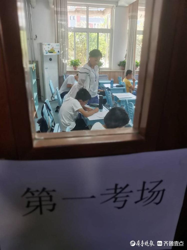 山东省第二届作文大赛鸣哨开考