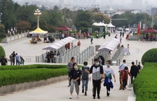 黄金周首日泰山游客未现大幅增长 “济泰一体化”带来新机遇