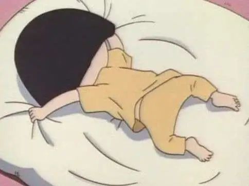 习惯了四仰八叉,仰面朝天呼呼大睡;习惯了上下左右随意切换的睡觉模式