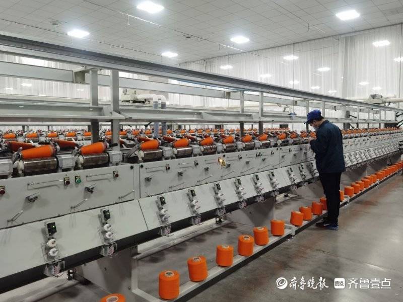 “山水一脉·济泰同城”融媒创意营走进泰安科技企业