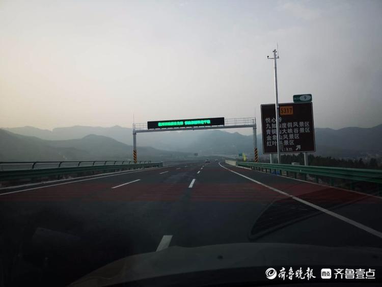 记者试跑济泰高速济南段，兴隆收费站到锦绣川仅需6分钟