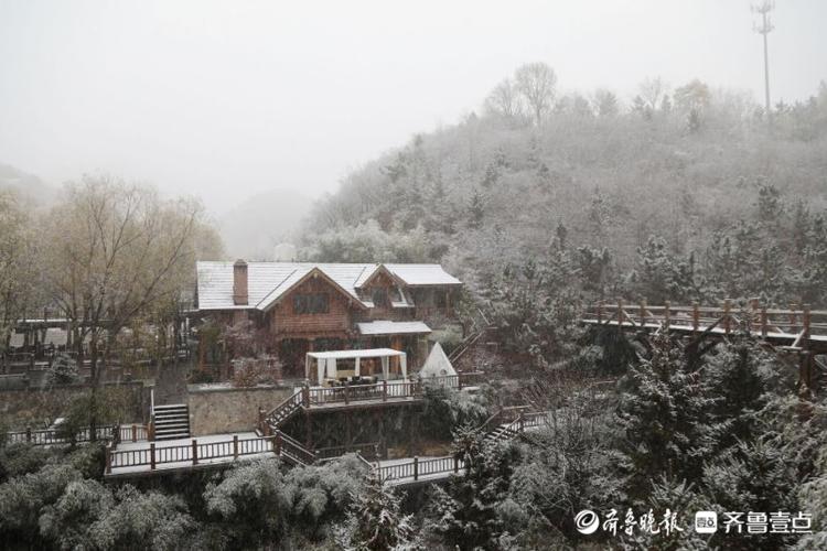 今冬济南首场降雪已抵达！九如山、跑马岭等景区银装素裹