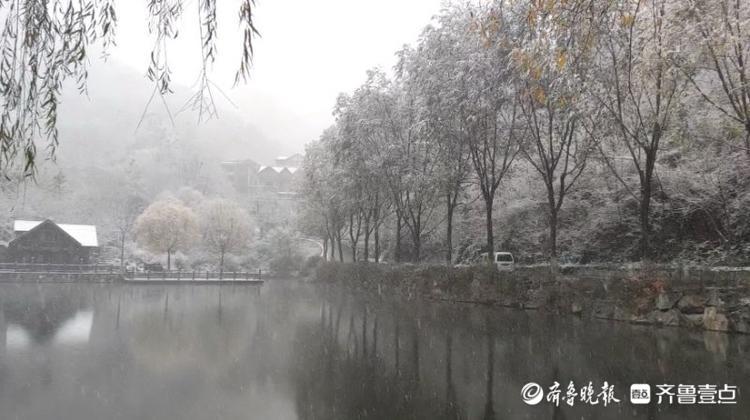 今冬首雪降临，济南南山美若仙境