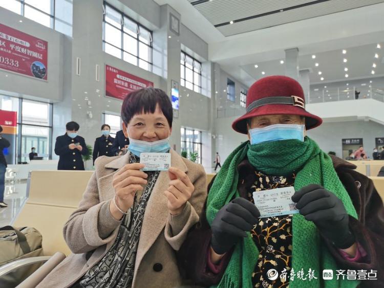 终于盼“莱”了！潍莱高铁通车首日，平度站开启“人从众”模式
