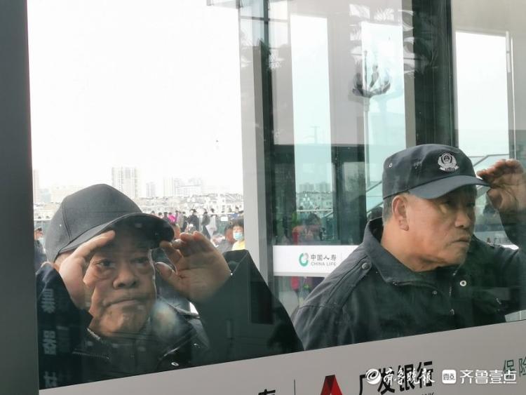 终于盼“莱”了！潍莱高铁通车首日，平度站开启“人从众”模式