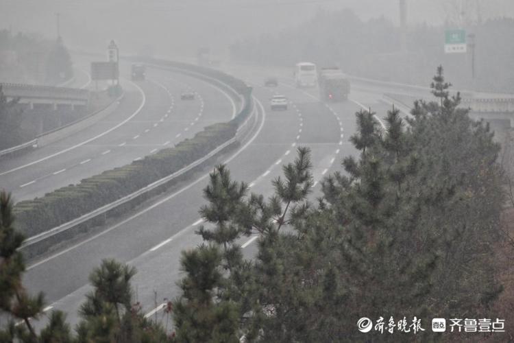 济南今天下雪了！明日最低气温只有-7°C