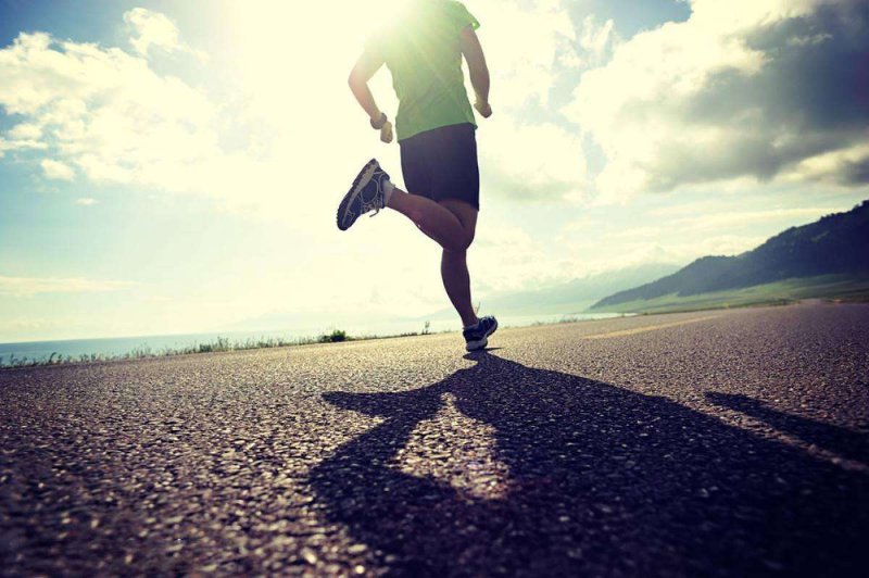 那些爱跑步的中年人都是狠人