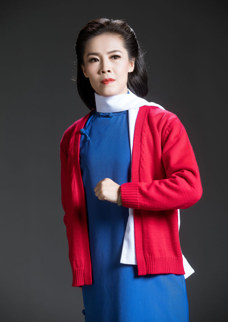 红梅花开傲雪凌霜江姐精神代代相传